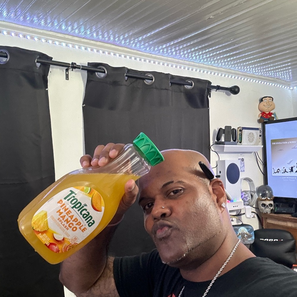 👑😈🏴‍☠️ KingzMarket631 Is LIVE 👑😈🏴‍☠️ - Picture 2 of 16